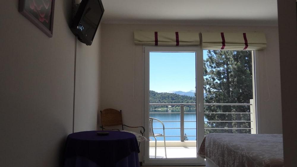 Nbh Lacus Boutique Hotel San Carlos de Bariloche Exterior photo